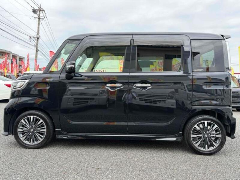 SPACIA CUSTOM