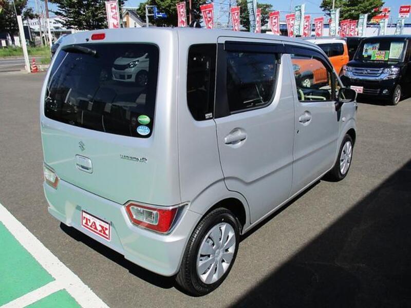 WAGON R
