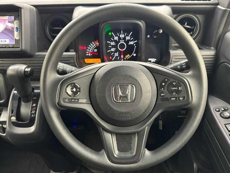 N-VAN