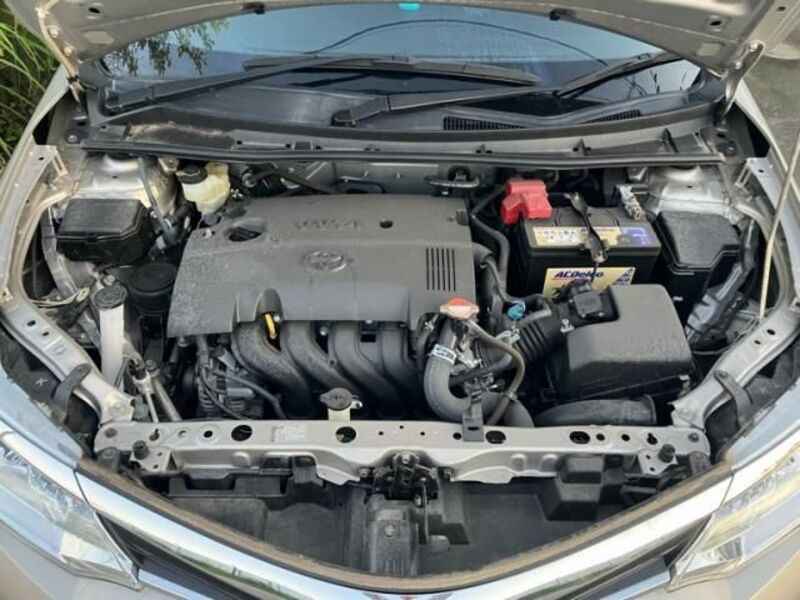 COROLLA AXIO