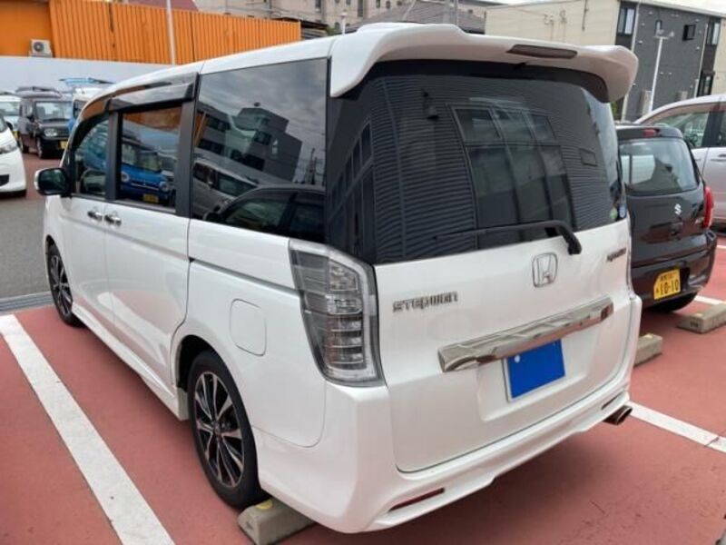 STEPWAGON SPADA