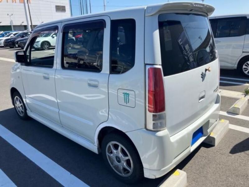 WAGON R