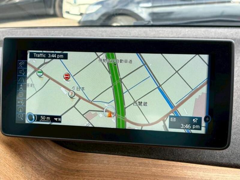 i3