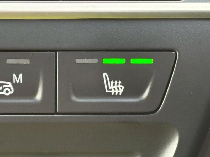 i3