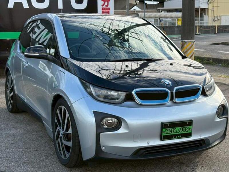 i3