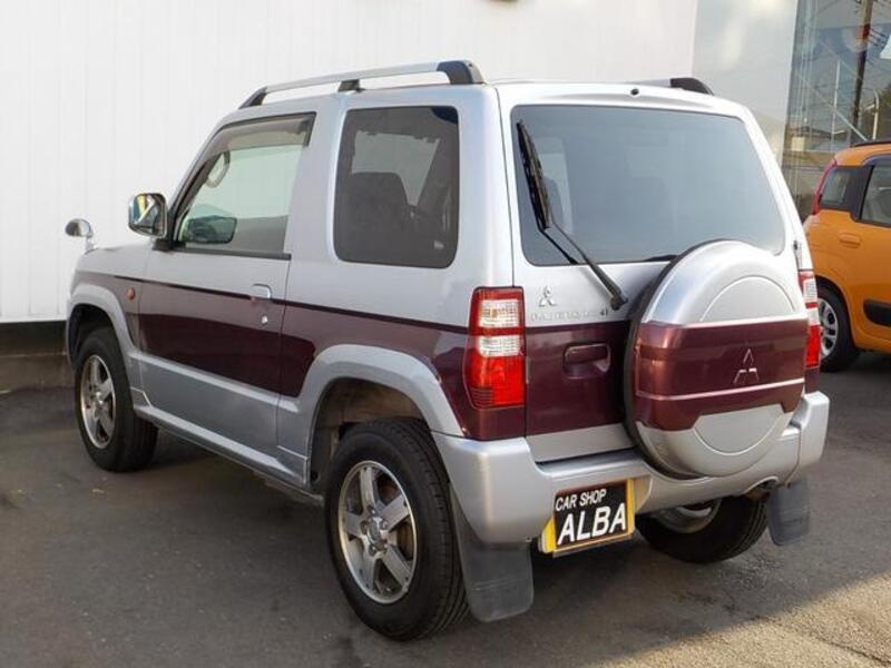 PAJERO MINI
