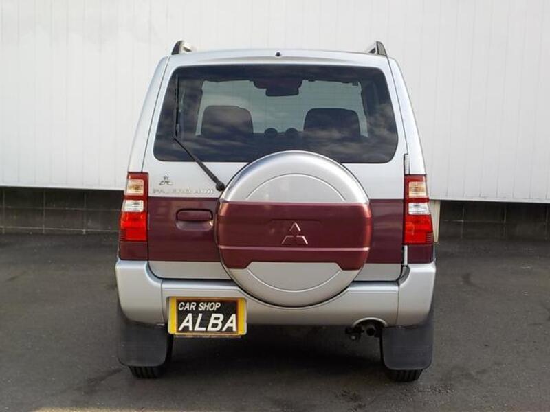 PAJERO MINI