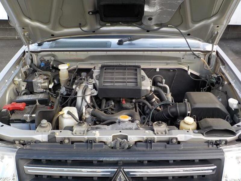 PAJERO MINI