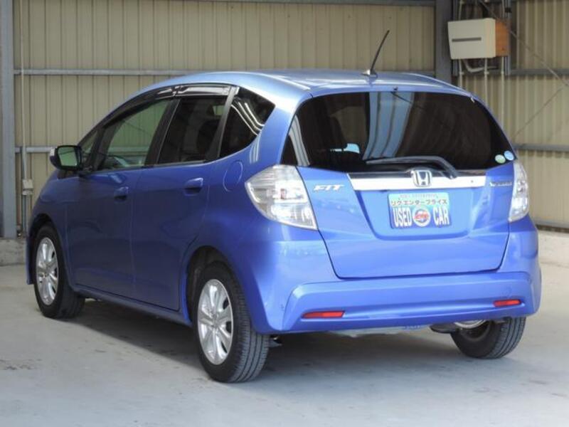 FIT HYBRID