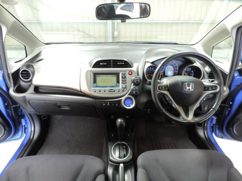 FIT HYBRID