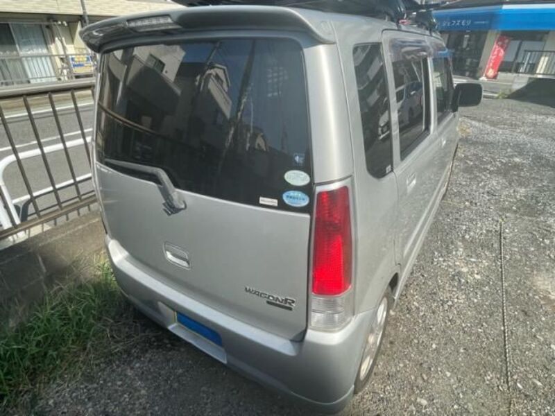 WAGON R