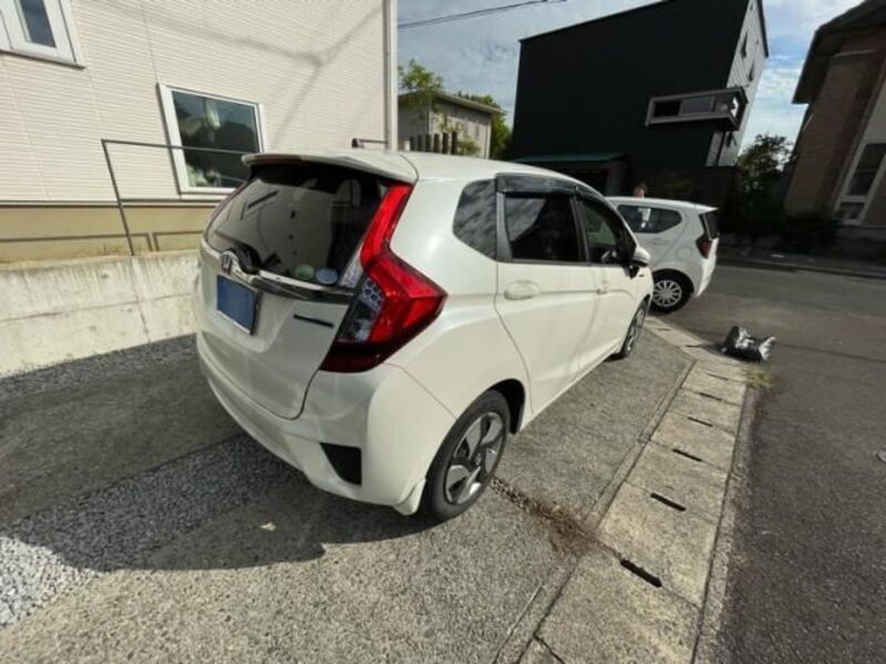 FIT HYBRID