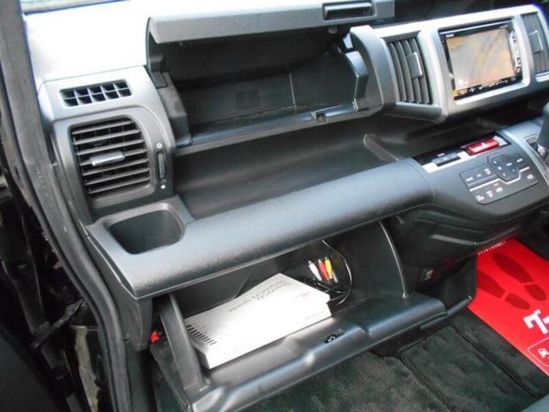 STEPWAGON SPADA