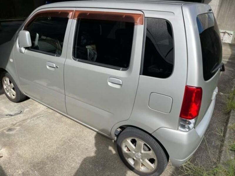 WAGON R