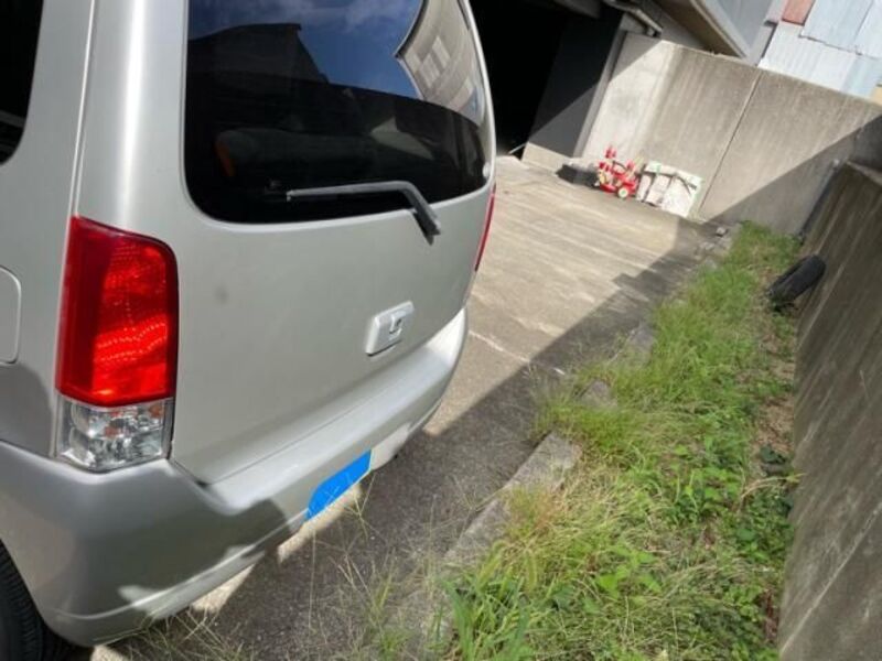 WAGON R