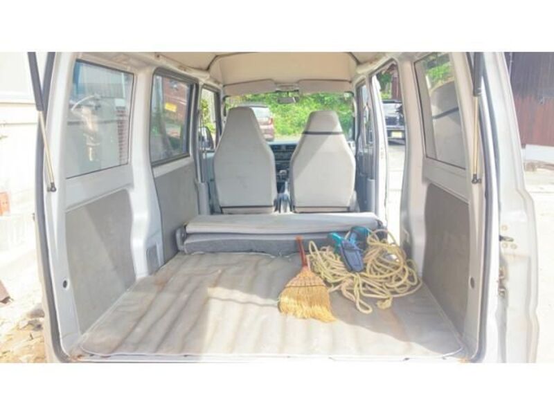 MINICAB VAN
