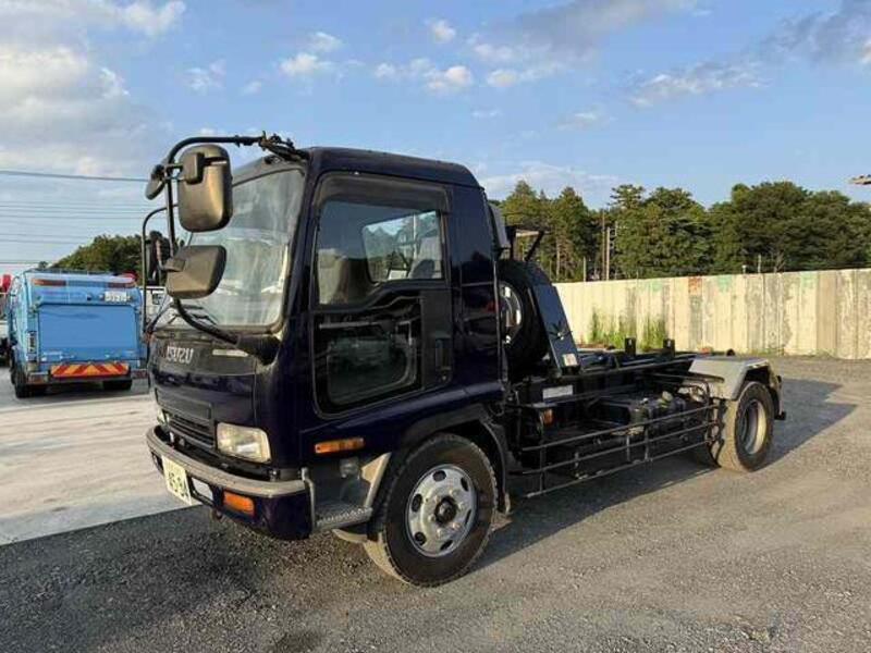 ISUZU FORWARD