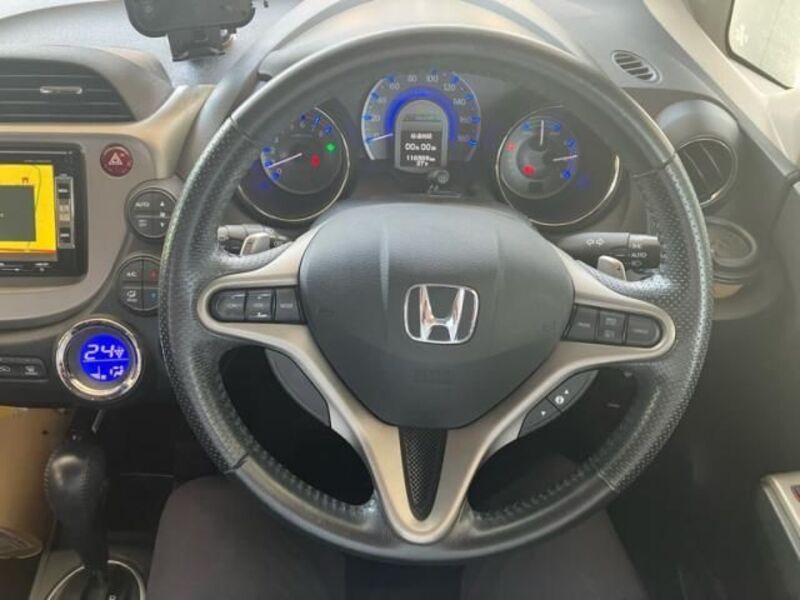 FIT HYBRID