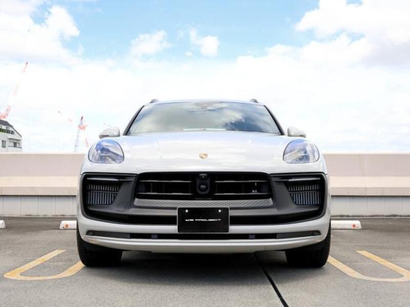 MACAN