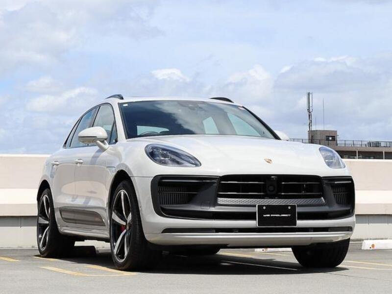 MACAN