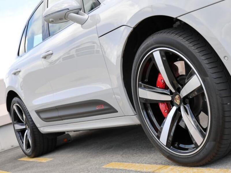 MACAN