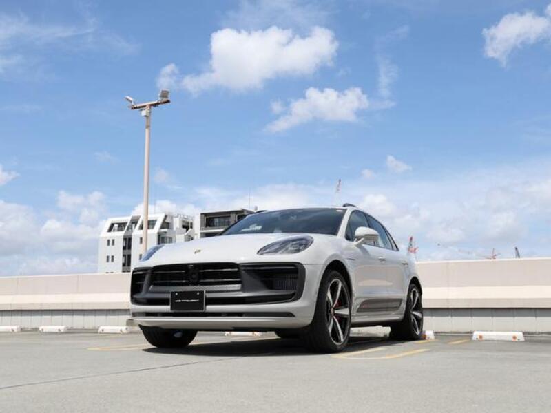 MACAN