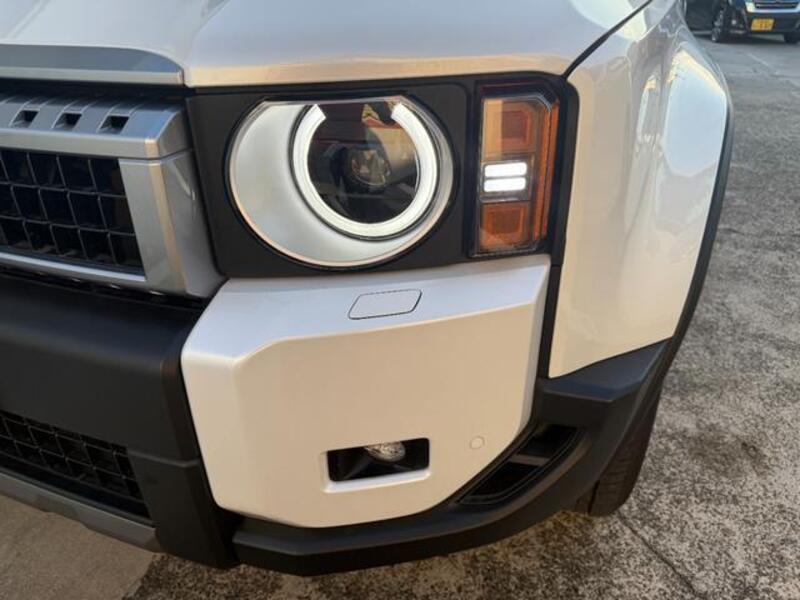 LAND CRUISER 250