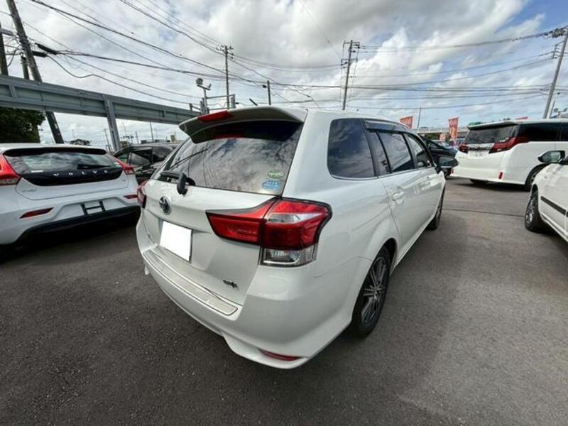 COROLLA FIELDER