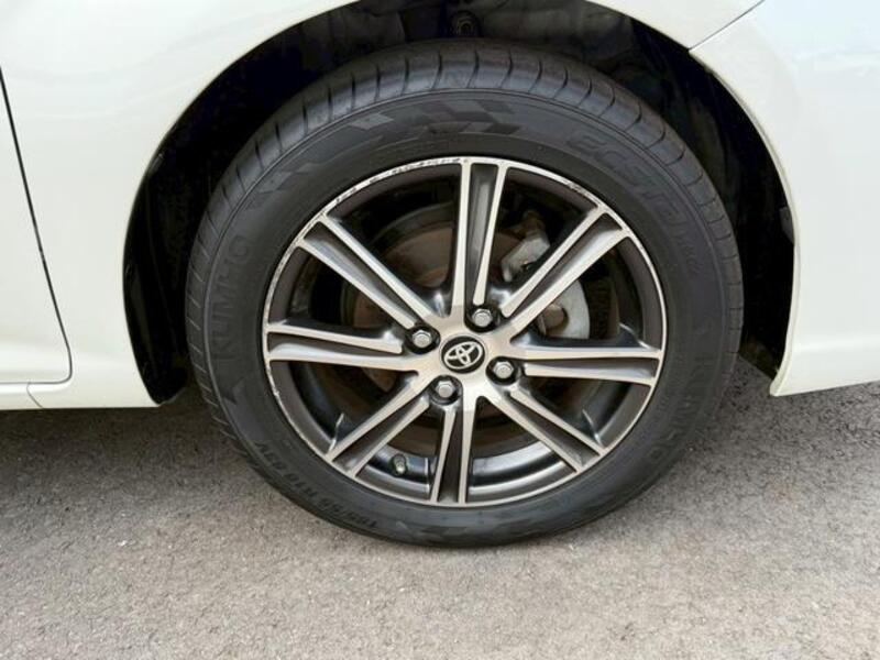 COROLLA FIELDER