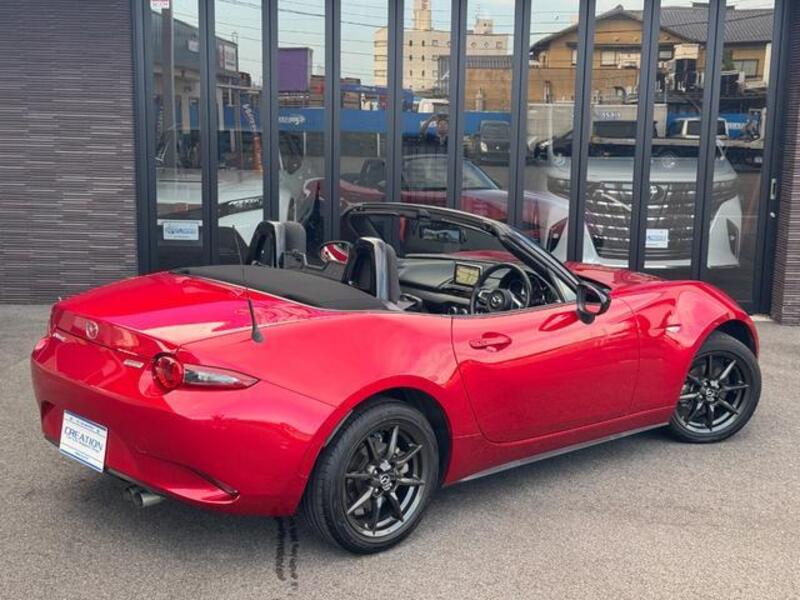 ROADSTER