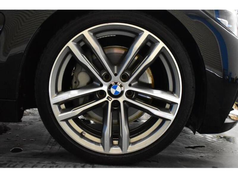4 SERIES