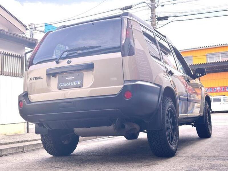 X-TRAIL