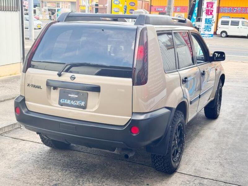 X-TRAIL