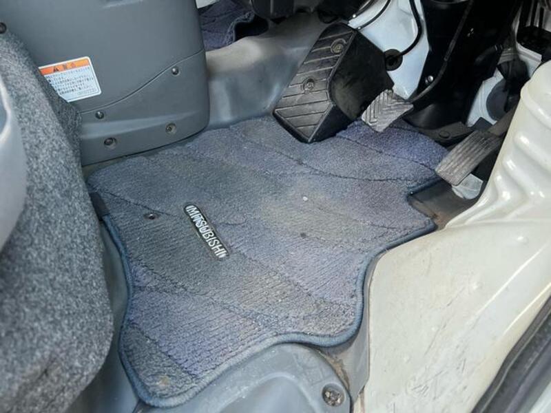 MINICAB MIEV