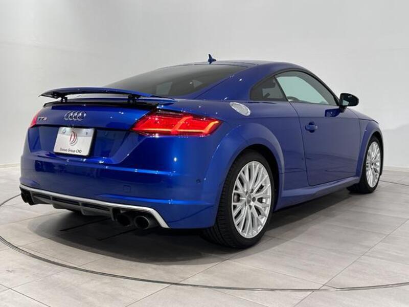 TTS COUPE