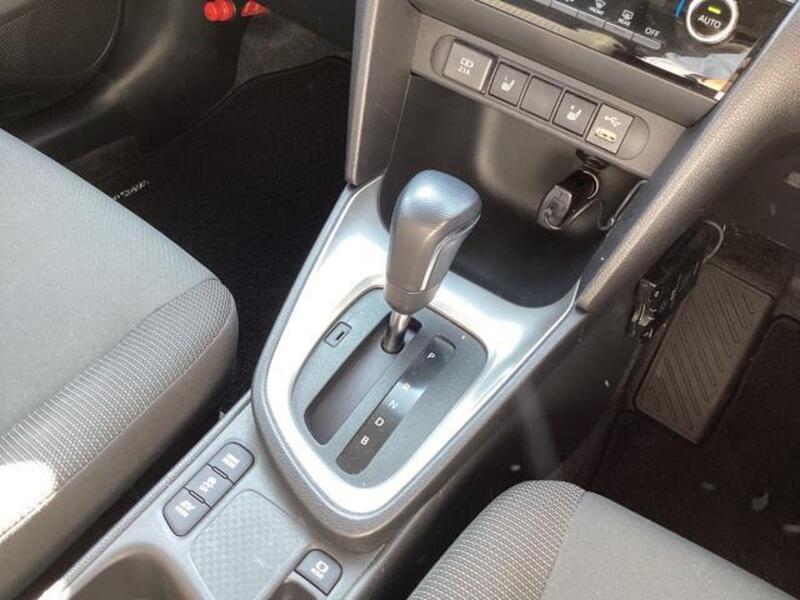 YARIS CROSS