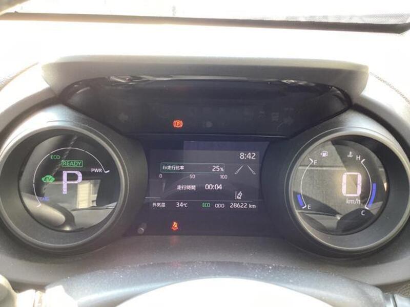 YARIS CROSS