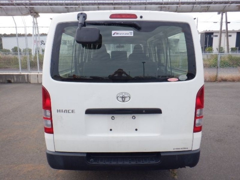 HIACE VAN