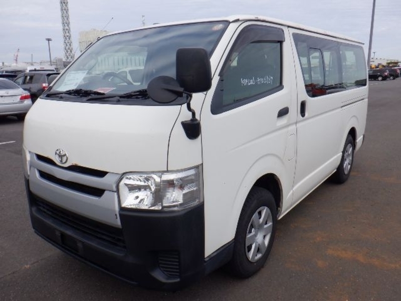 HIACE VAN