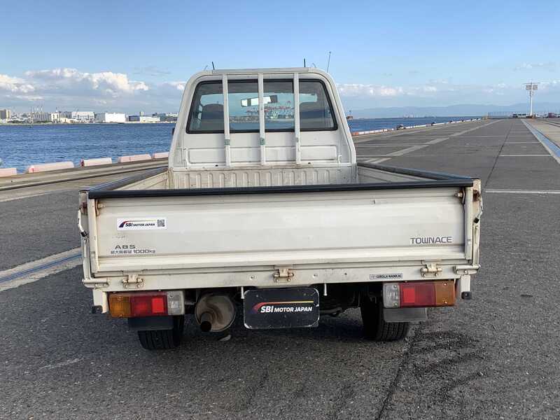TOWNACE TRUCK