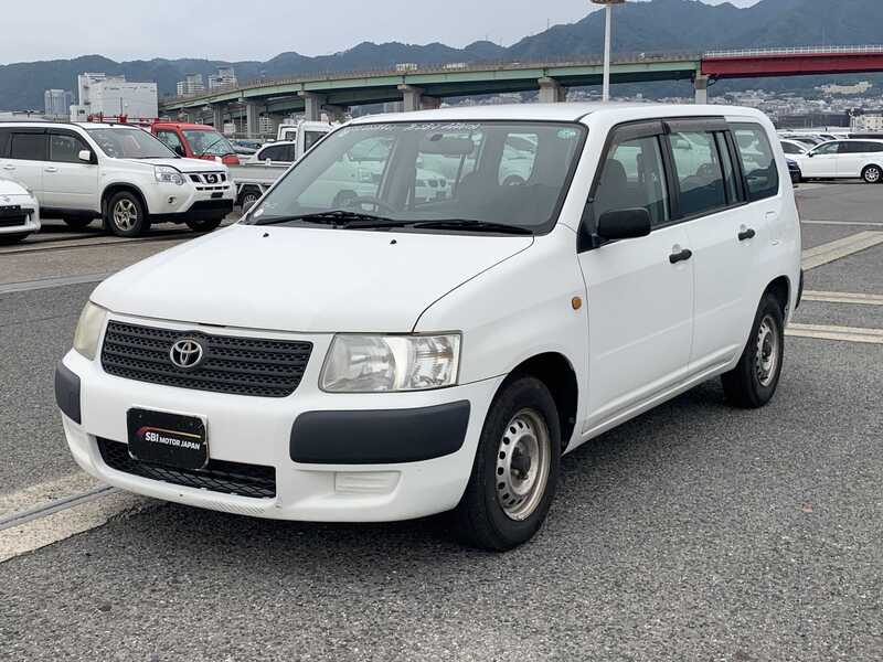 TOYOTA SUCCEED VAN