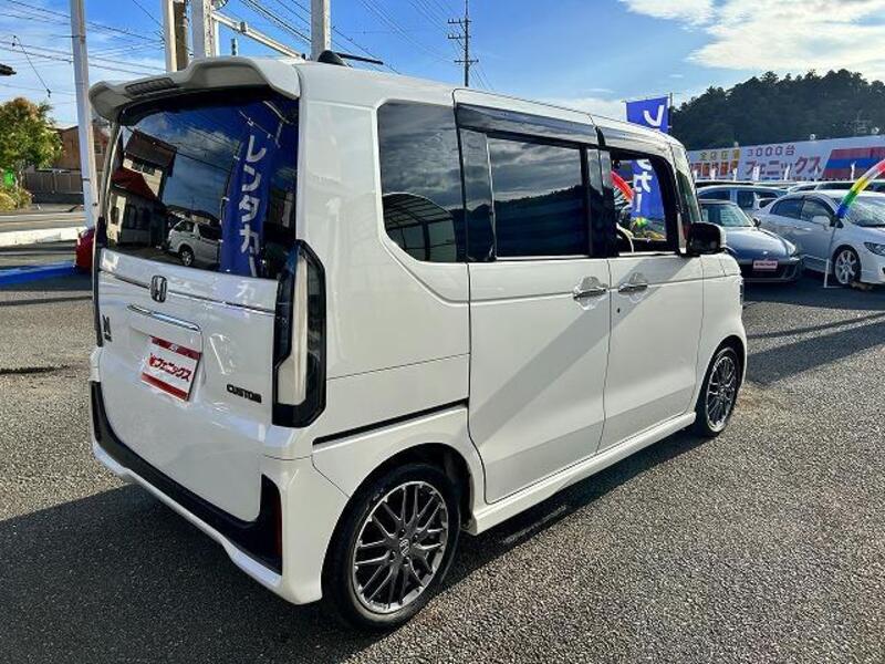 N BOX CUSTOM