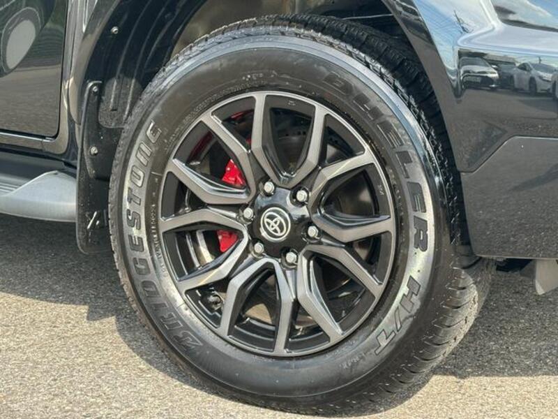 HILUX
