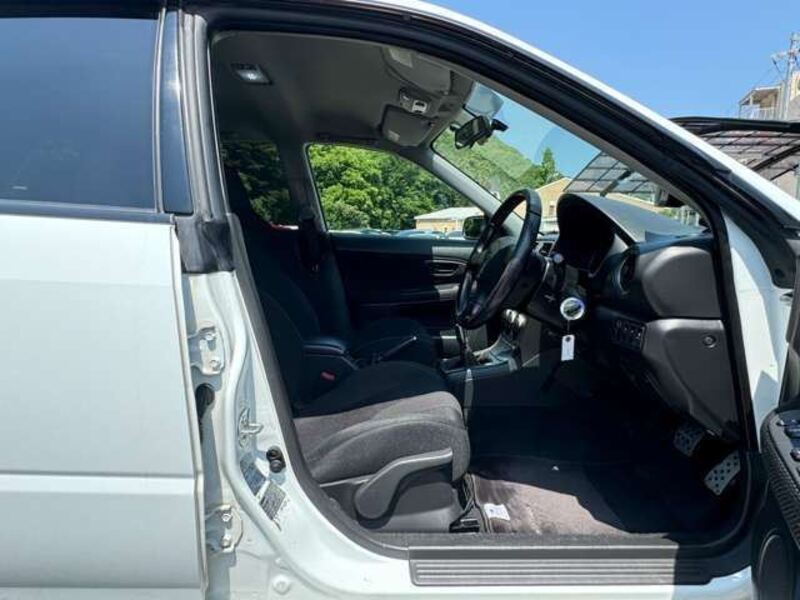 IMPREZA SPORTSWAGON
