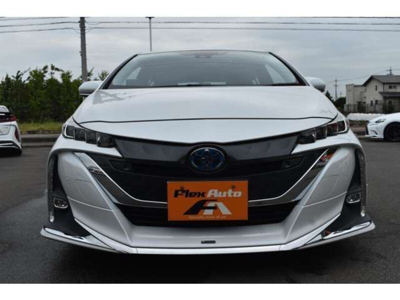 PRIUS PHV