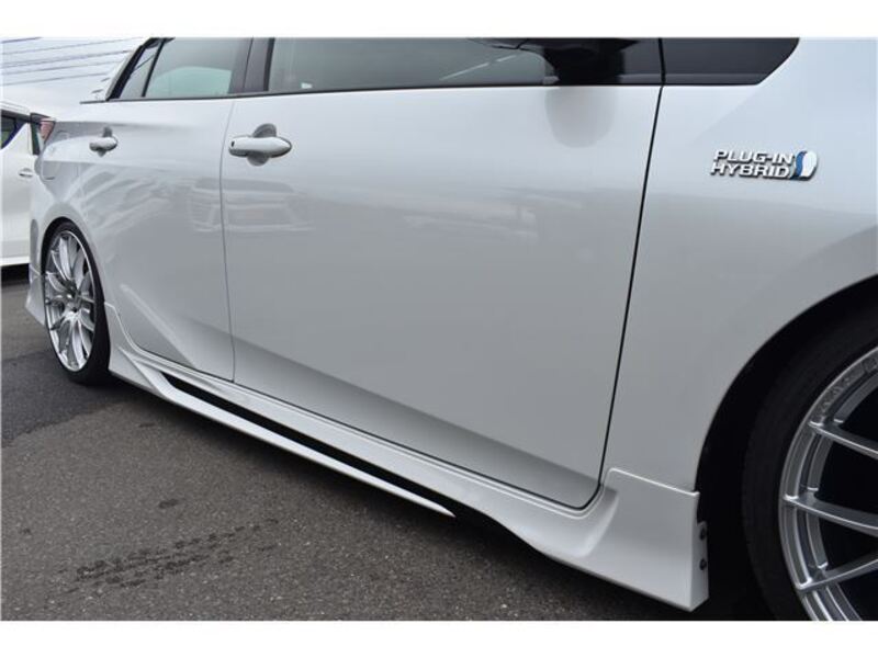 PRIUS PHV