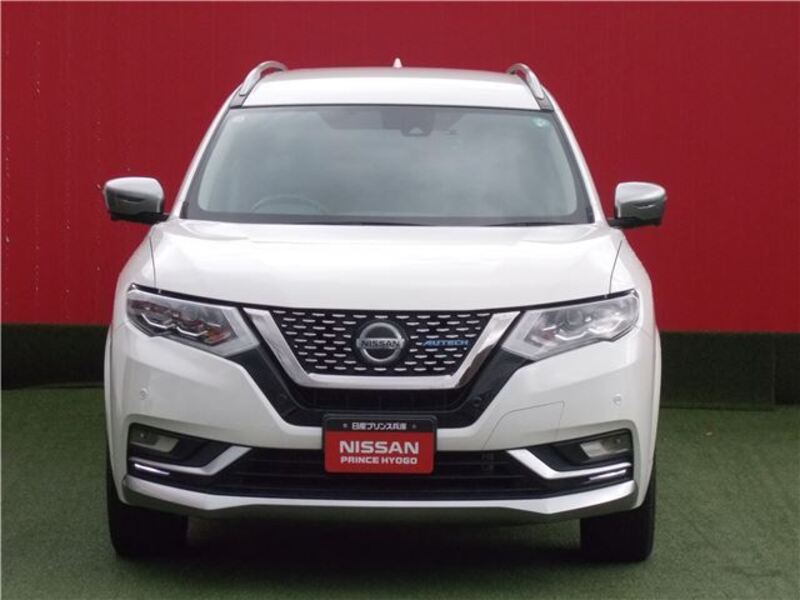 X-TRAIL