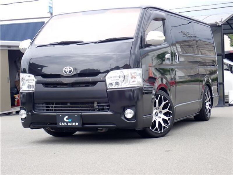 TOYOTA HIACE