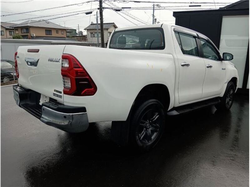 HILUX