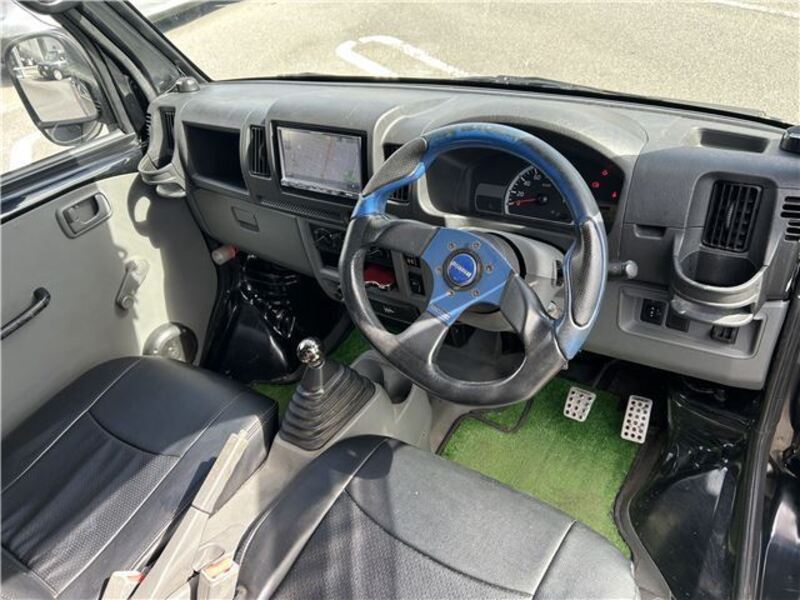 MINICAB TRUCK